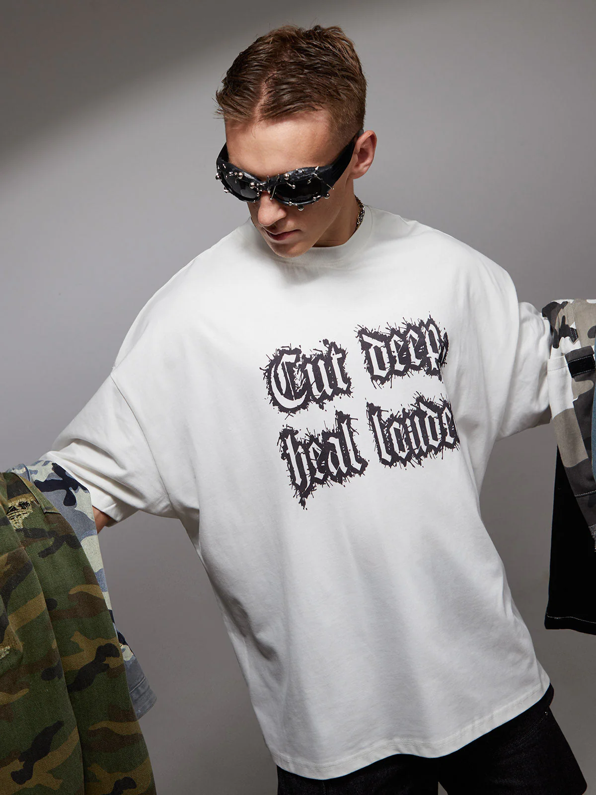 Original "Cut Deep Heal Louder" Graphic T-Shirt - Image 3