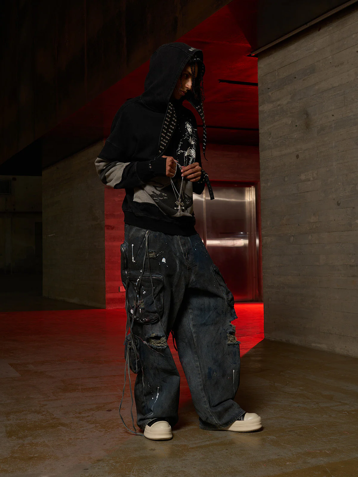 Distressed Electronic Exorcist Print Hoodie - Image 12