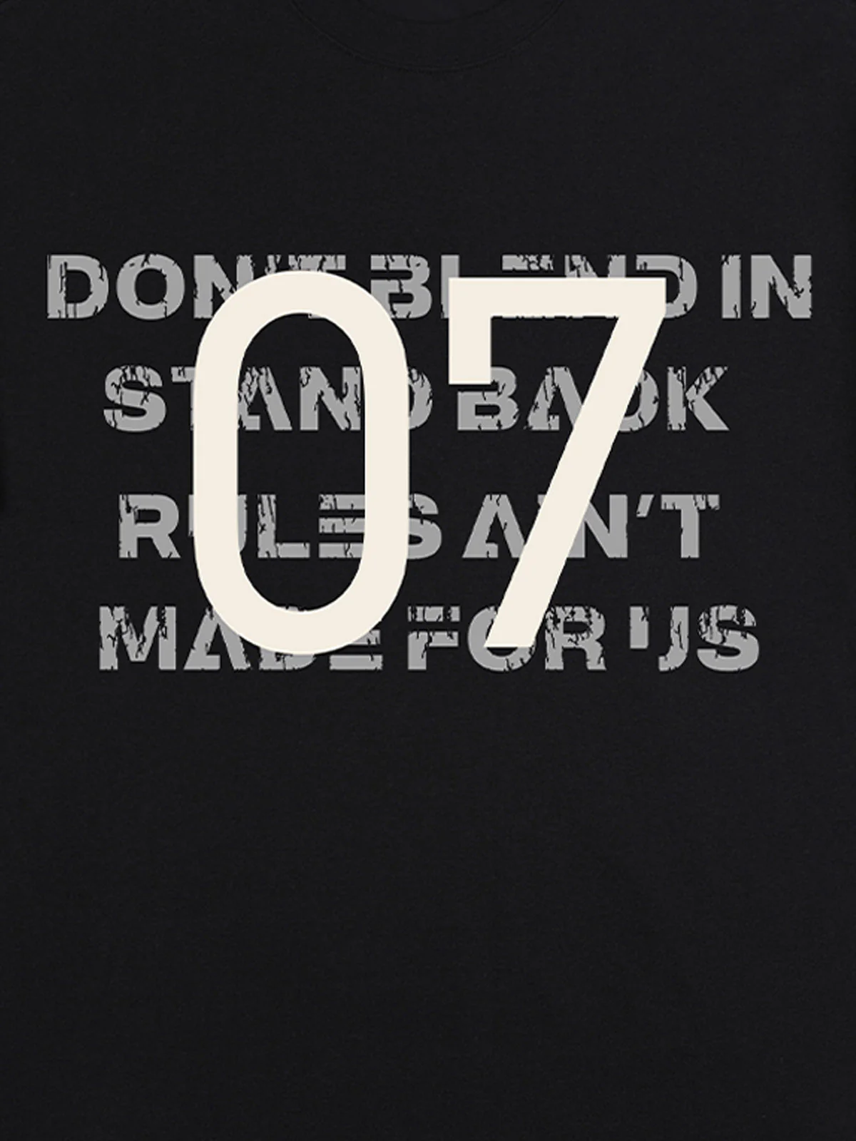 Distressed NO.7 Graphic T-Shirt - Image 6