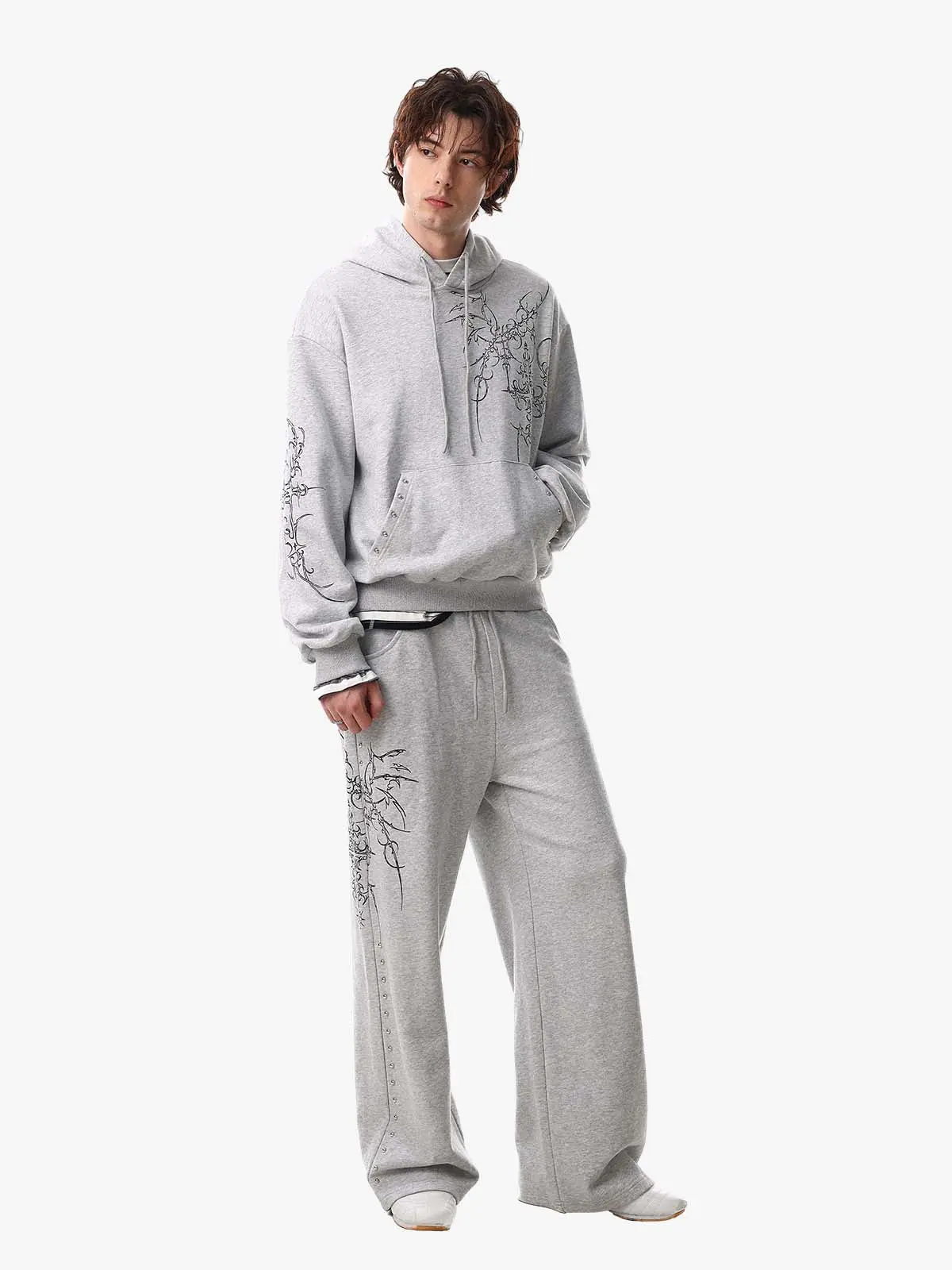 Floral Line Art Studded Pocket Hoodie - Image 4