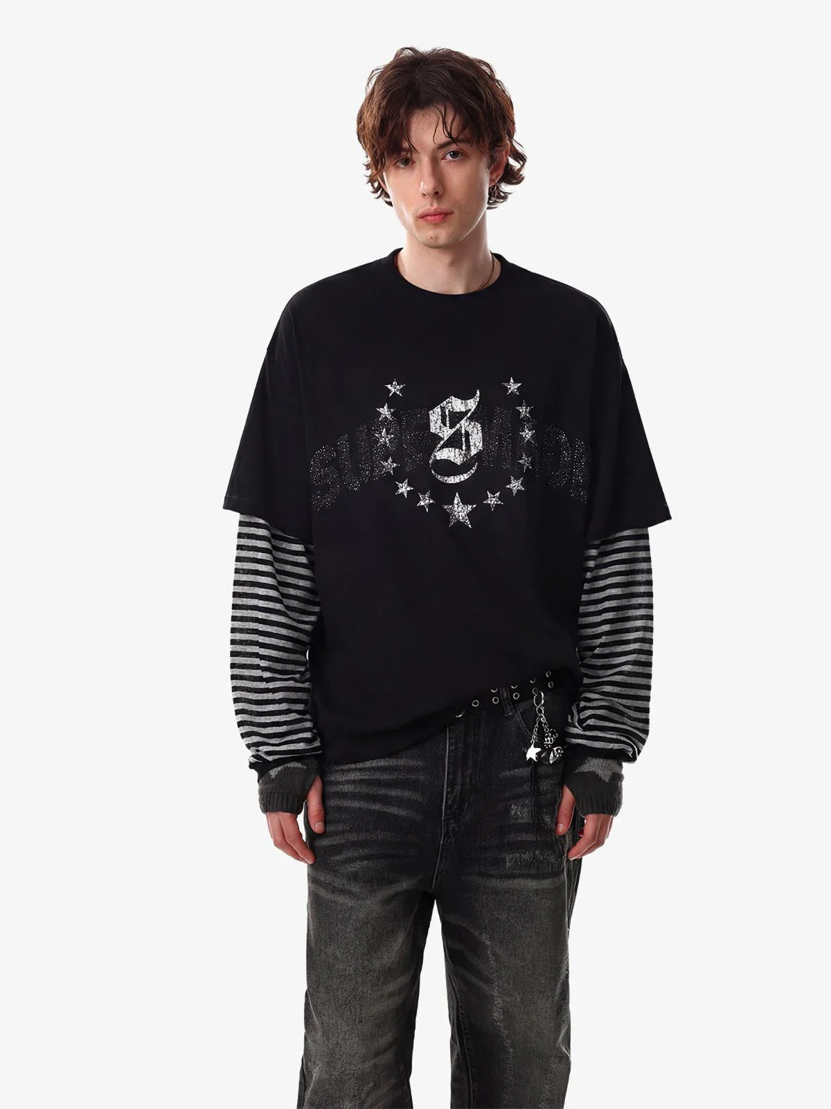 Layered Star Graphic Distressed T-Shirt