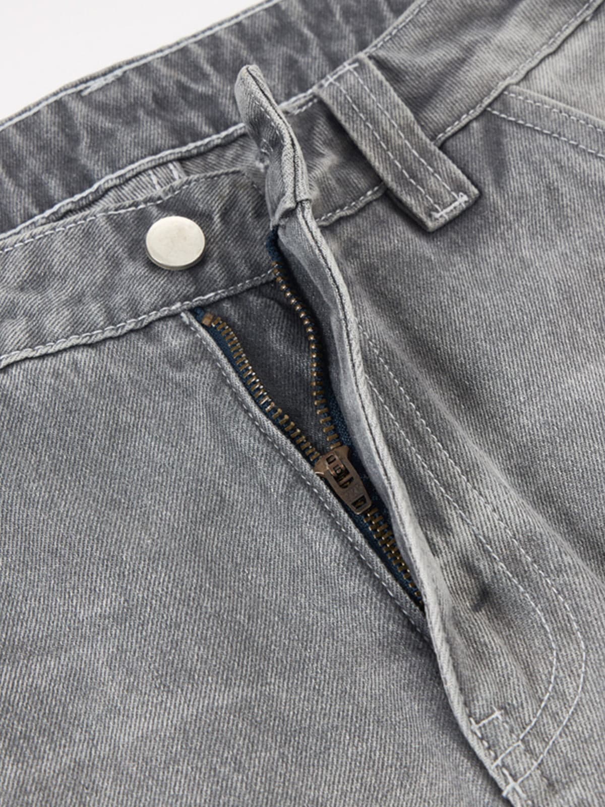 Retro Washed Distressed Curved Blade Wide-Leg Jeans - Image 9