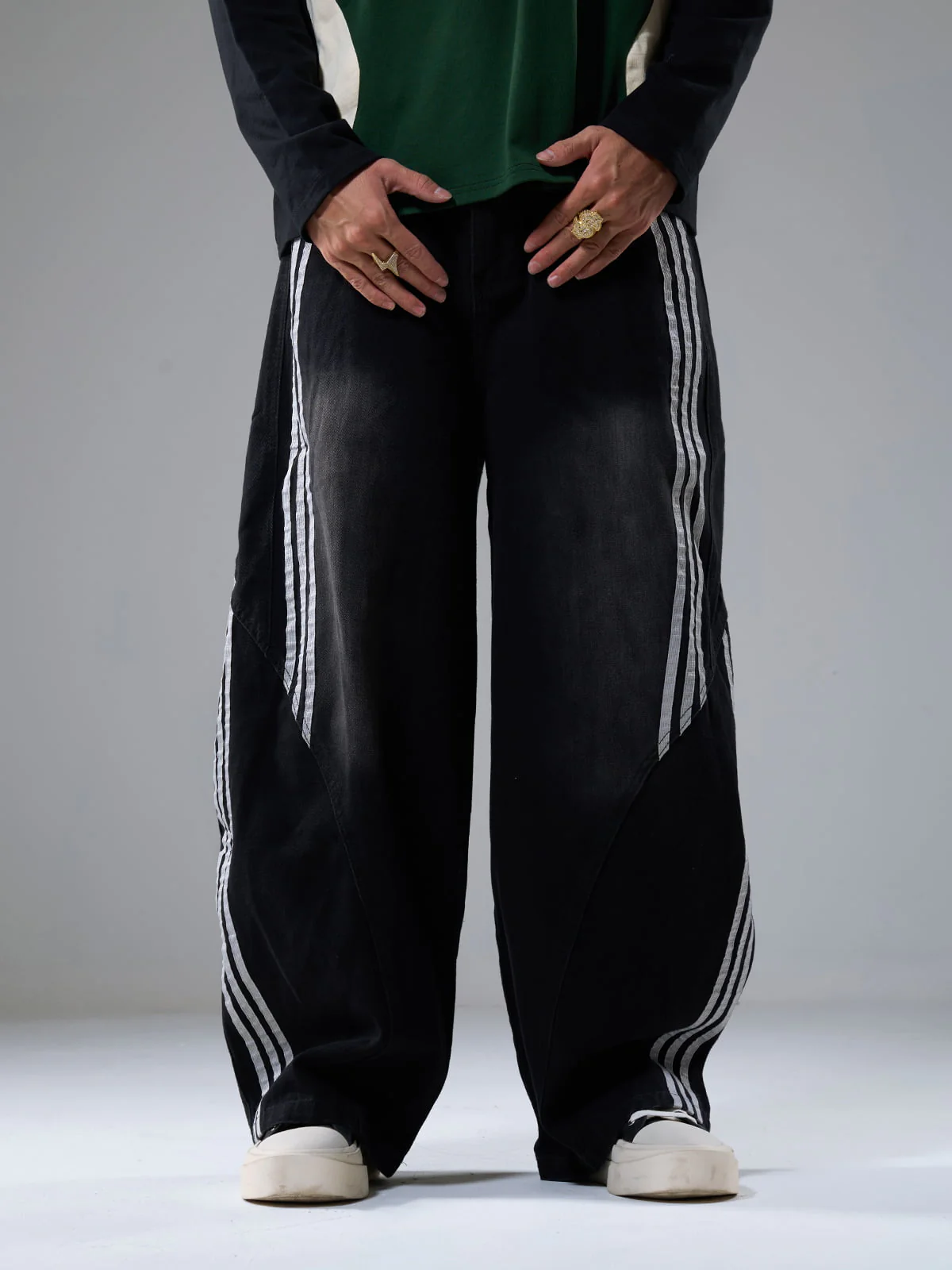 Denim Contrast Striped Stitching Barrel Jeans - 2504 - Image 6