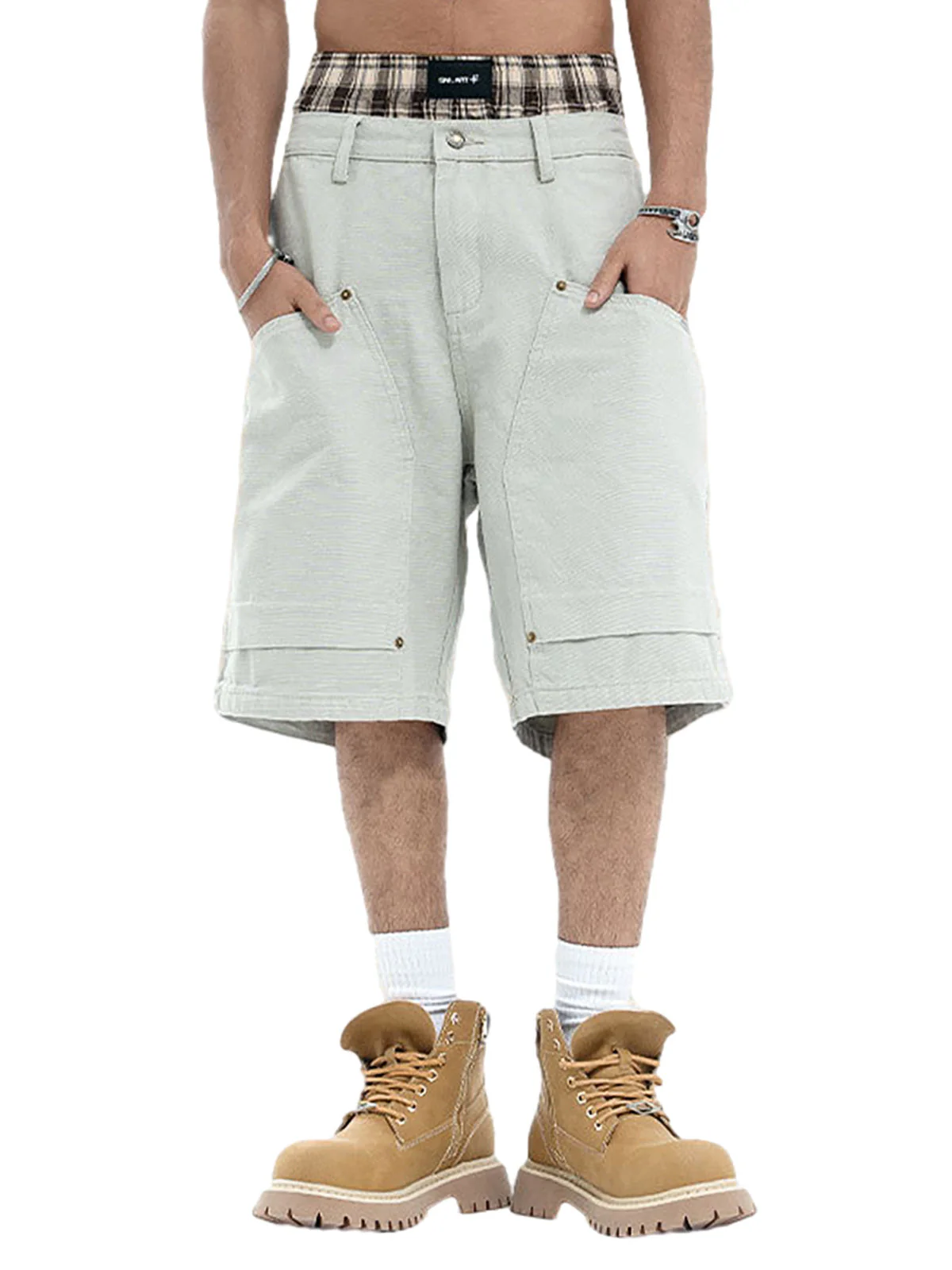 Retro Structured  Design Cargo Shorts - Image 4
