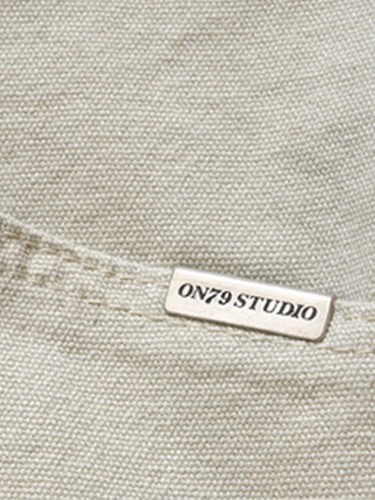 Retro Structured  Design Cargo Shorts - Image 9