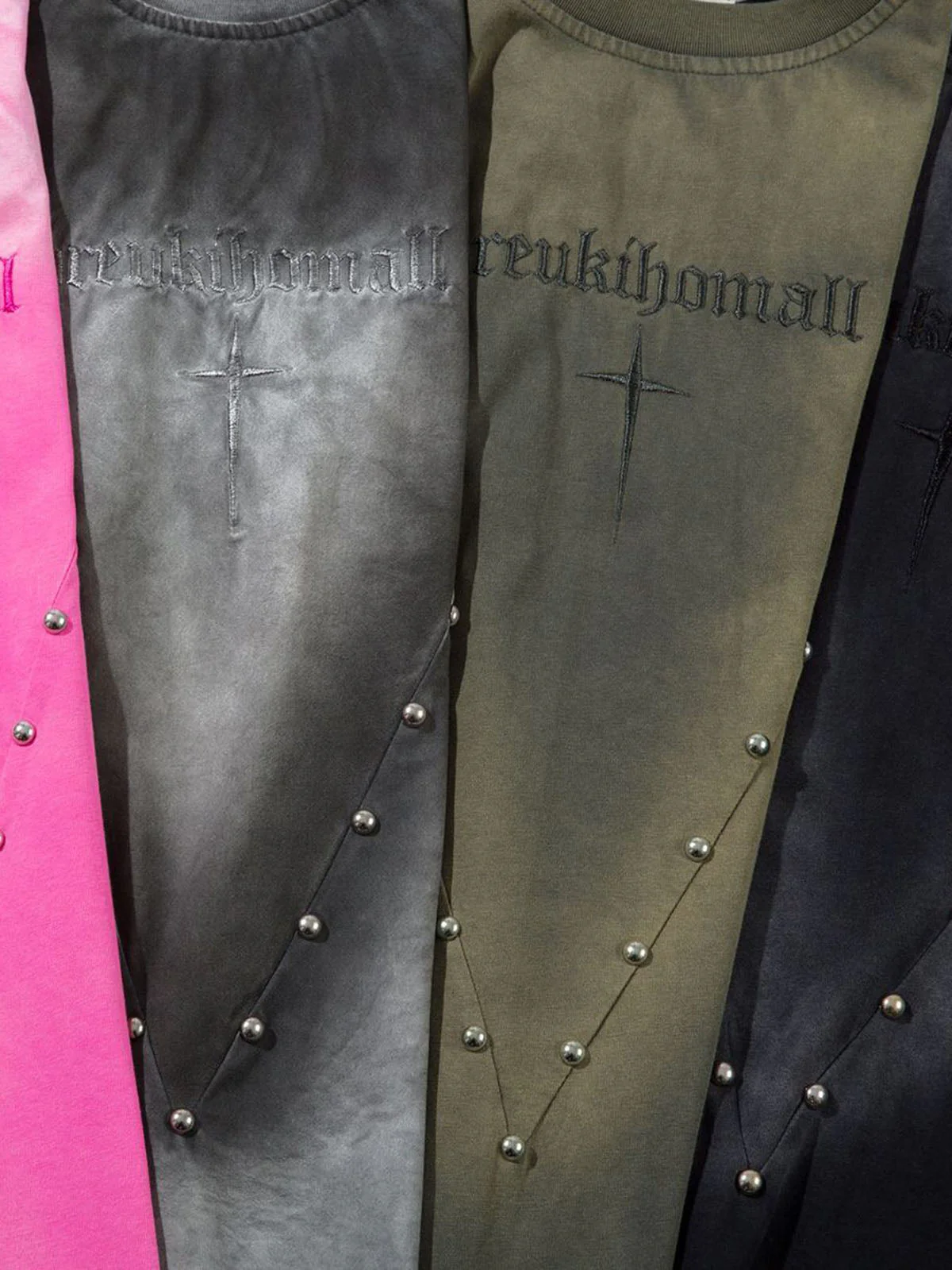 Oversized Cross and Studed T-Shirt - Image 8