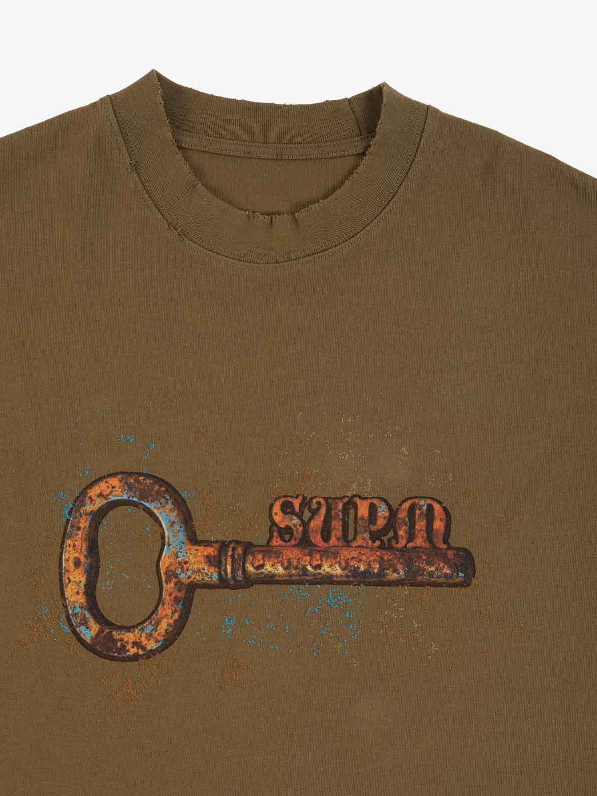 Supermade Rusty Metal Key Print T-Shirt - Image 18