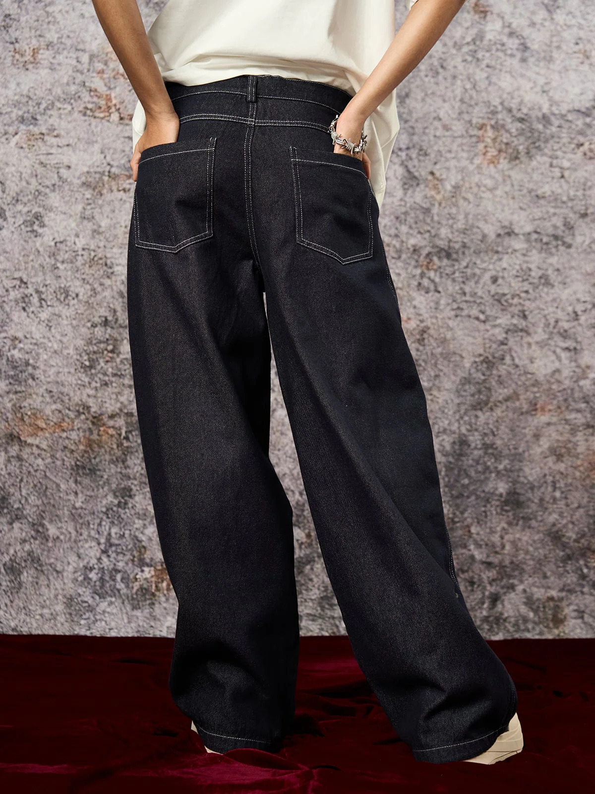 Deconstructed Contrast Stitching Pleated Baggy Barrel Jeans - 2343 - Image 7