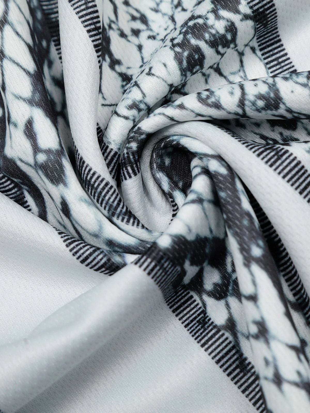 Jersey Style Snake Print T-Shirt - 2418 - Image 7