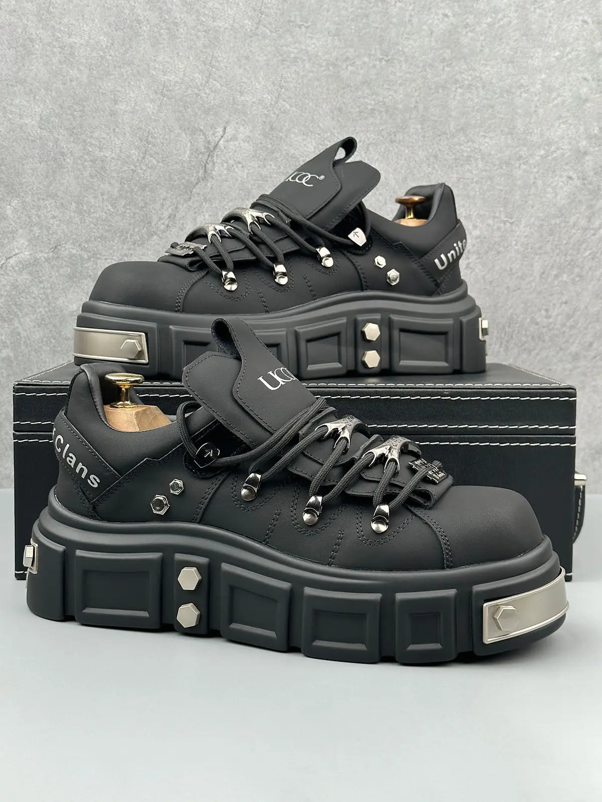 Punk Style Rivet Derby Shoes - Image 11