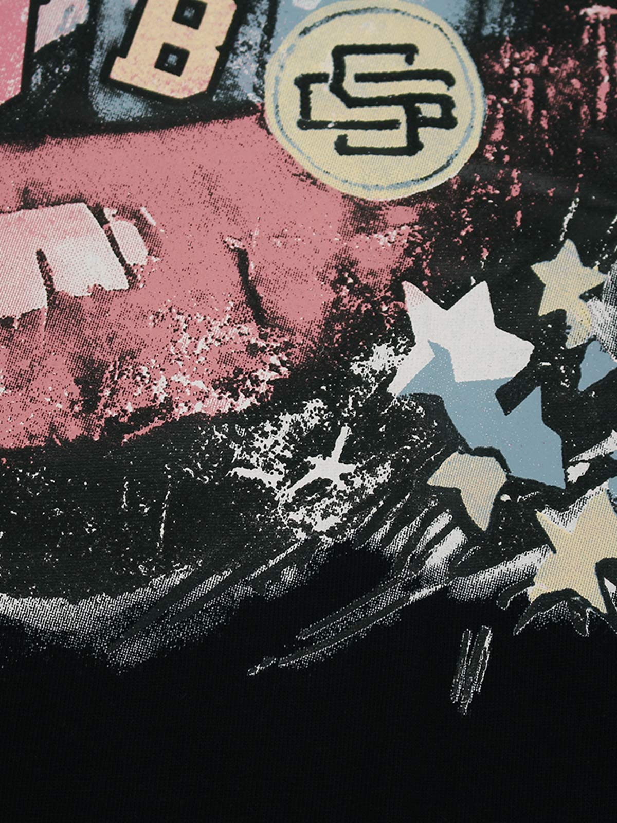 Retro Letter Lip Graphic T-Shirt - Image 15