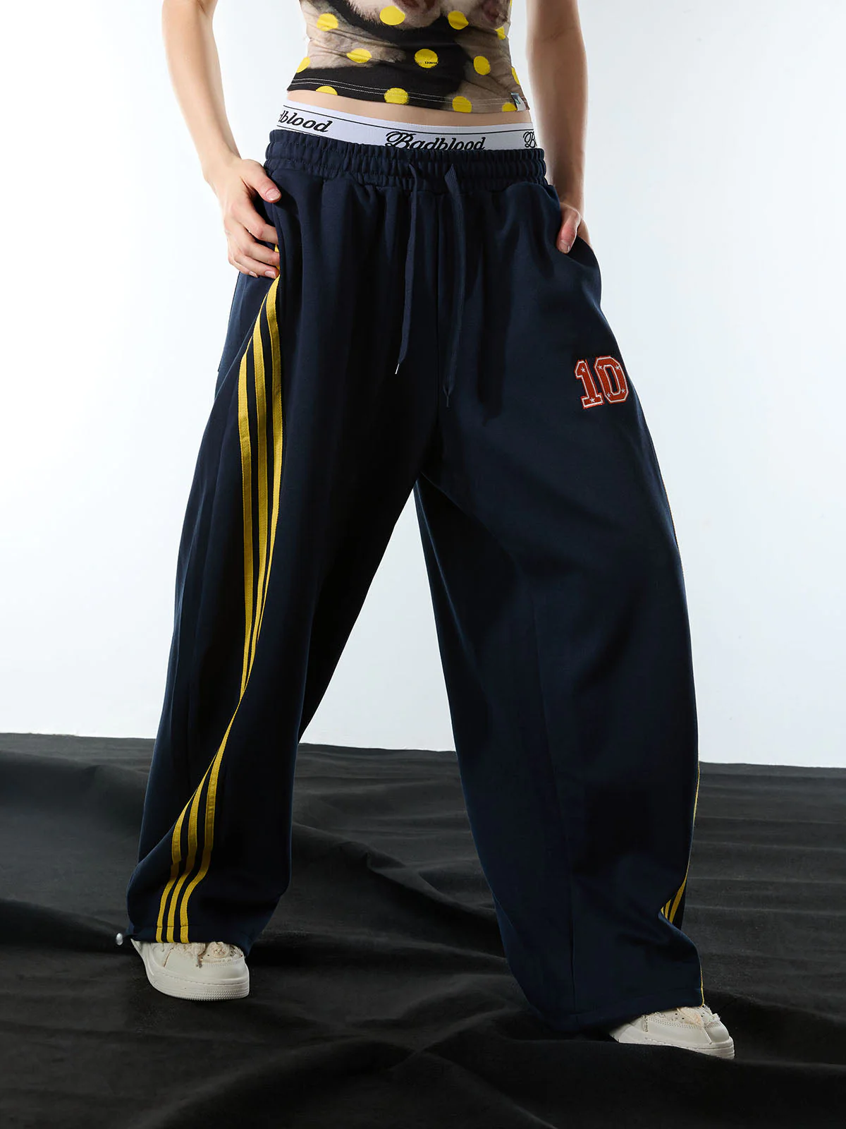 Fleece Vintage Side Stripe Drape Paratrooper Machete Wide Leg Pants - 2488 - Image 6