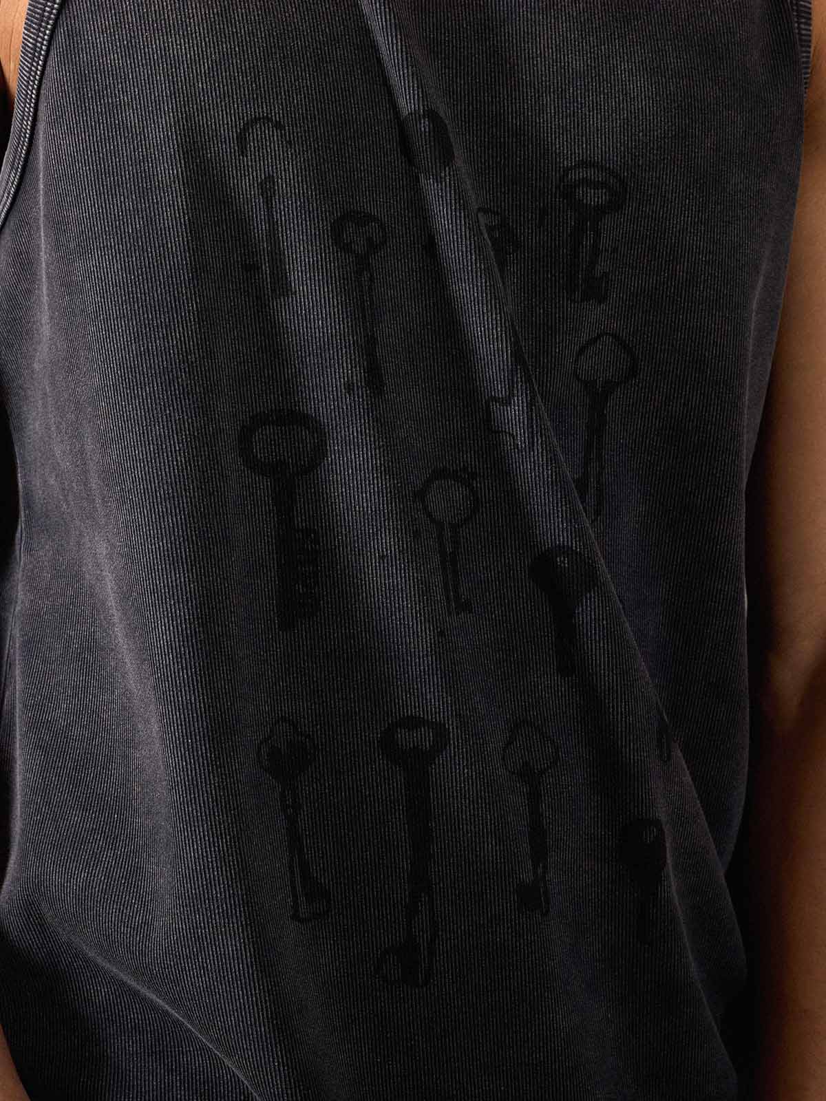 Washed Distressed Key Print Vest - Image 16